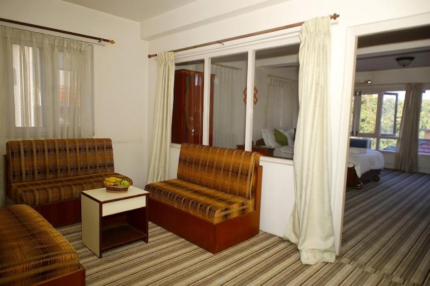 Bouddha Green Hotel Kathmandu Exterior foto